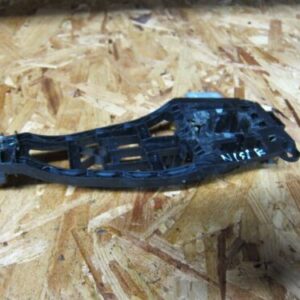 2008 VAUXHALL ASTRA VAN MK5 H 1.3. DOOR HANDLE BRACKET