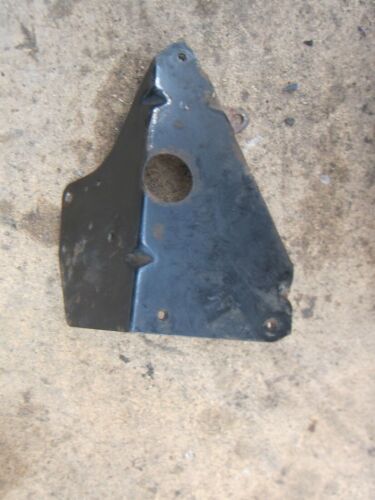 2003 NISSAN NAVARA D22. 2.5 3.0 ZD30 METAL BRACKET