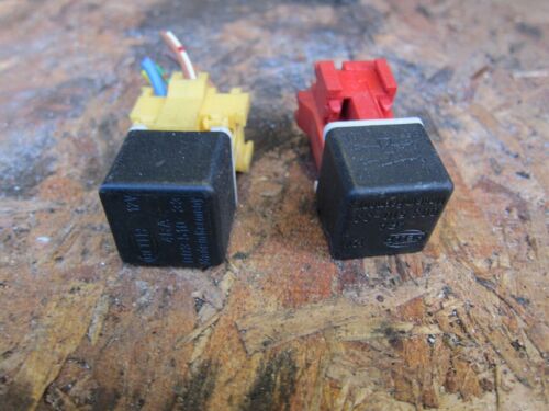JAGUAR XJ40 RELAYS 003 610 33 X1 (2 AVAILABLE)