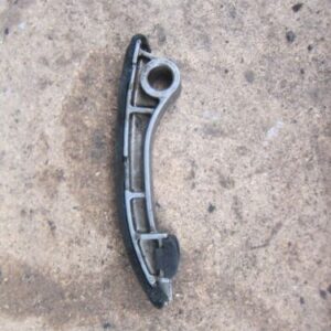 2003 NISSAN NAVARA D22. 2.5 3.0 ZD30 TIMING CHAIN GUIDE