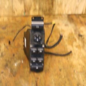 2008 RANGE ROVER VOGUE L322. DRIVER SIDE WINDOW SWITCH