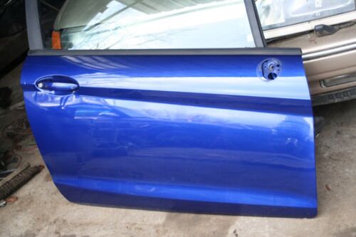 2015 FORD FIESTA MK7 1.0 ECO BOOST. DRIVER DOOR IN BLUE 3DR