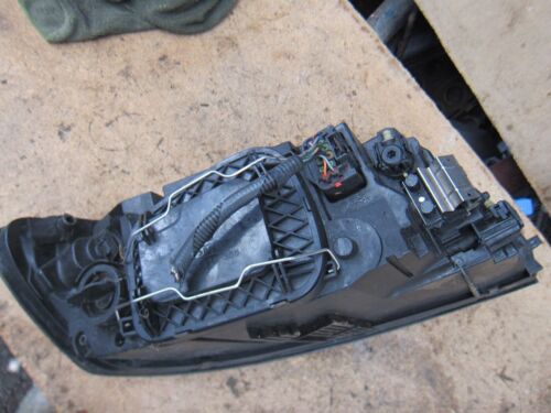 2007 VOLVO V50 FACELIFT 2.0 DIESEL MANUAL. PASSENGER SIDE HEADLIGHT - Image 3