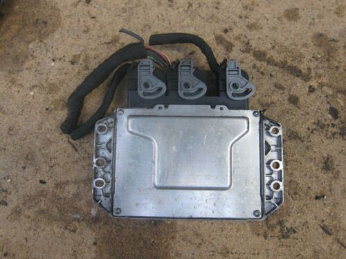 2006 RENAULT CLIO MK3. ENGINE ECU 8200461733