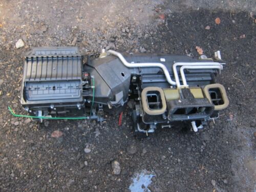 1996 MERCEDES BENZ E320 W210 ESTATE. HEATER BLOWER MOTOR BOX