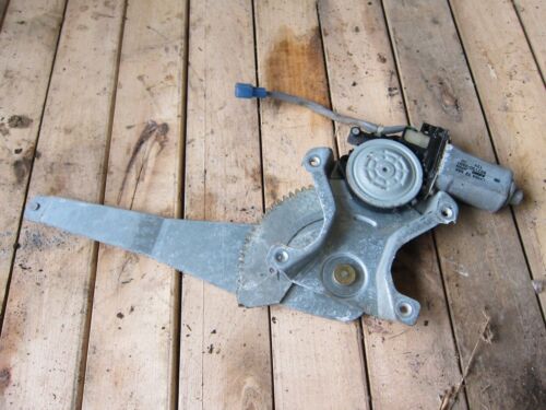 2002 FORD RANGER MK1 2.5 DIESEL MANUAL. DRIVER REAR WINDOW REGULATOR