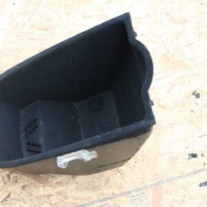 2006 MERCEDES ML 320 CDI W164. ARM REST STORAGE POCKET