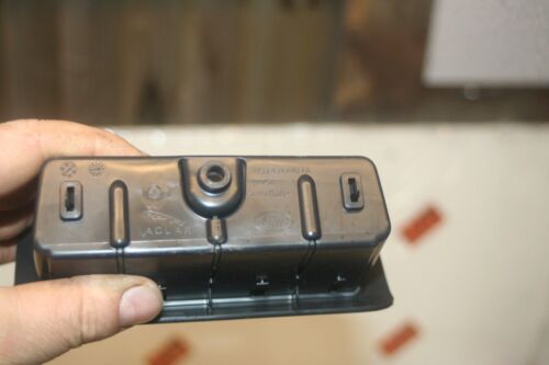 2018 LAND ROVER DISCOVERY 5 L462 BOOTLID TAILGATE HANDLE HY32434A40AA - Image 4