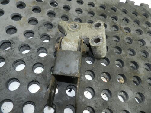 1996 MGF 1.8 PETROL MANUAL. ENGINE MOUNT