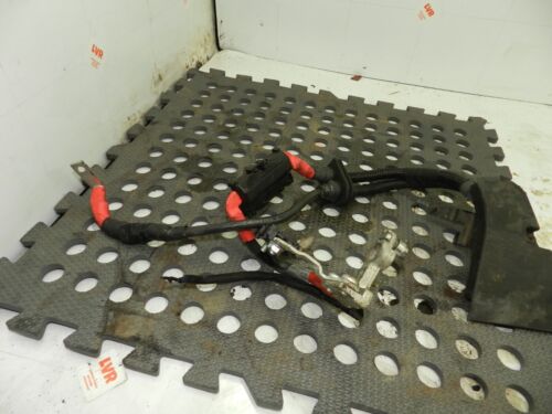 2014 LAND ROVER DISCOVERY 4 L319. POWER CABLES FEED POSITIVE - Image 2