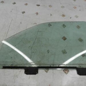 FORD GRANADA MK3 SALOON. PASSENGER SIDE FRONT WINDOW GLASS