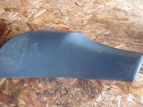 2011 RANGE ROVER VOGUE L322. NSR PASSENGER SIDE REAR SEAT END LEATHER TRIM