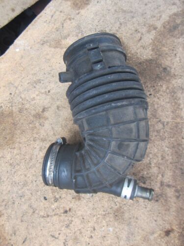 2003 NISSAN NAVARA D22. 2.5 3.0 ZD30 INTAKE PIPE