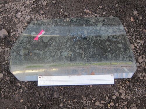 JAGUAR XJ40 DRIVER SIDE REAR WINDOW GLASS
