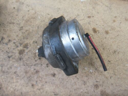 2006 BMW X5 E53. ENGINE BRACKET MOUNT 5844402