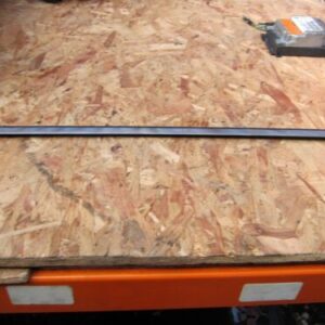 MERCEDES CLK 230 W208 CONVERTIBLE. WINDSCREEN TRIM