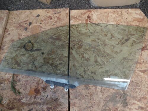 2002 HONDA CIVIC MK7 1.6 VTEC. PASSENGER SIDE FRONT WINDOW GLASS