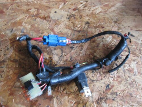 2011 RANGE ROVER VOGUE L322. WIRE LOOM FUSE RELAY WIRING