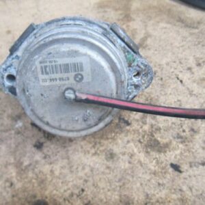 2006 BMW X5 E53. ENGINE MOUNT 6758 444 02