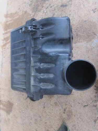 2003 HYUNDAI SANTA FE MK1 2.7 V6 PETROL. AIRBOX