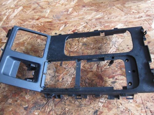 2011 RANGE ROVER VOGUE L322. CENTRE CONSOLE TRIM