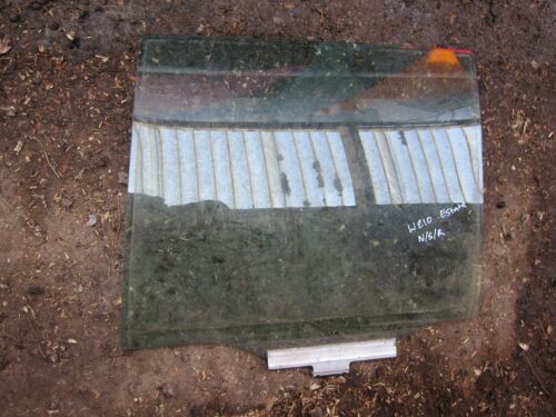 1996 MERCEDES BENZ E320 W210 ESTATE. N/S/R PASSENGER REAR WINDOW GLASS