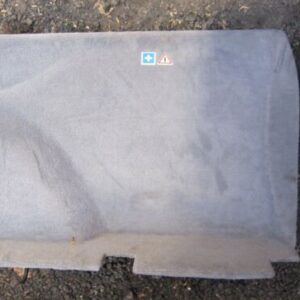 1996 MERCEDES BENZ E320 W210 ESTATE. FIRST AID BOOT CARPET