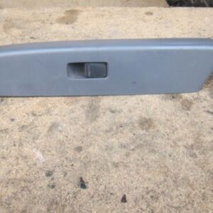 2003 NISSAN NAVARA D22. WINDOW SWITCH
