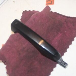 2018 LAND ROVER DISCOVERY 5 L462 DOOR HANDLE IN BLACK PASSENGER SIDE FRONT NSF