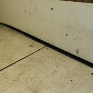2014 BMW 1 SERIES F21 118D. PASSENGER SIDE ROOF TRIM IN BLACK RIGHT
