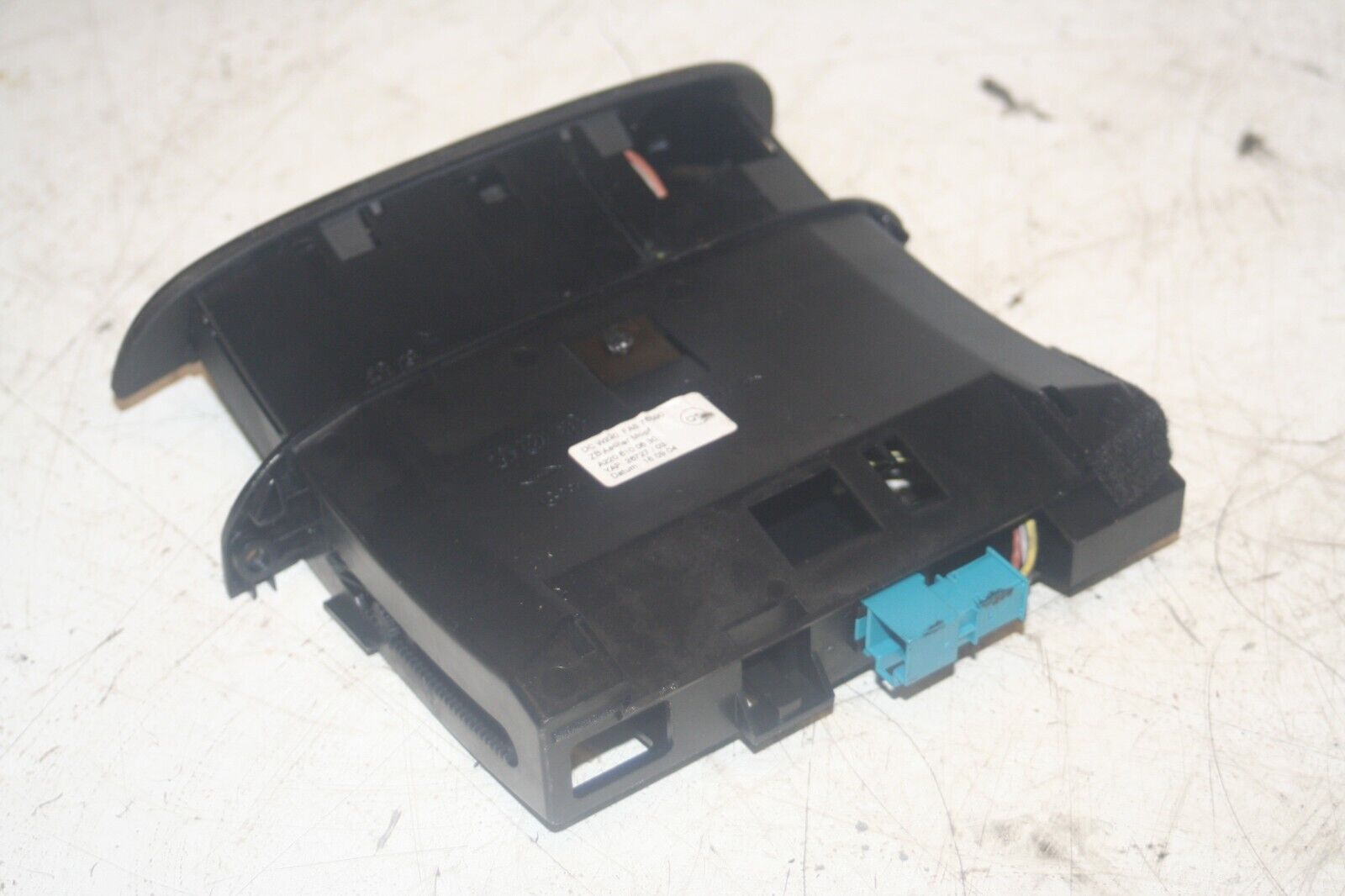 2005 MERCEDES S CLASS W220. ASHTRAY - Image 3