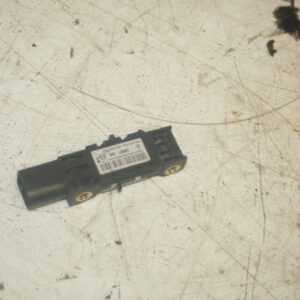 2005 MERCEDES S CLASS W220. 0028200826 CRASH IMPACT SENSOR