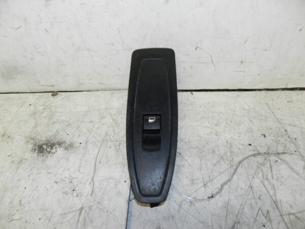 2014 BMW 1 SERIES F21 118D. WINDOW SWITCH PASSENGER