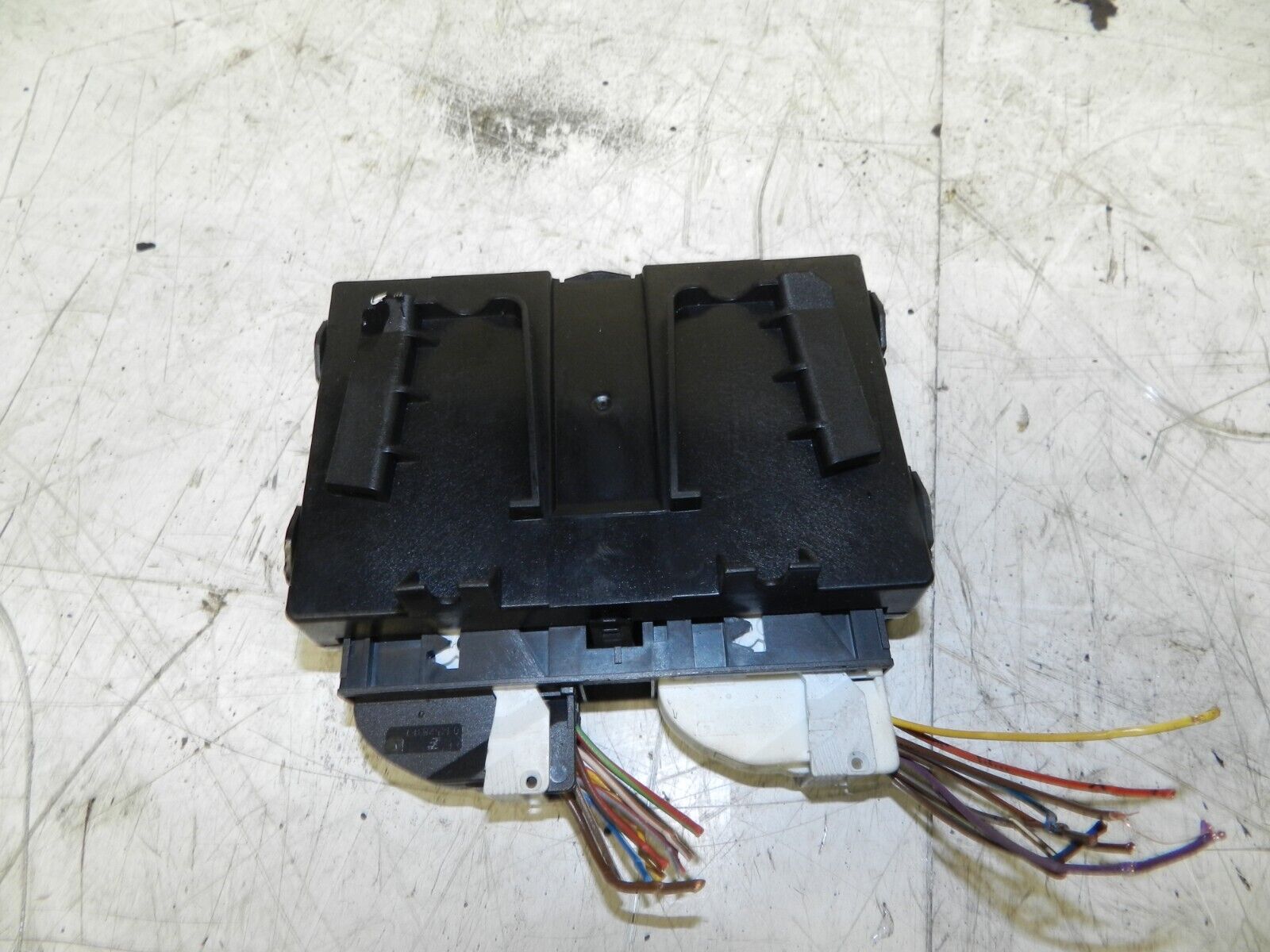 2014 BMW 1 SERIES F21 118D. 9390096 ECU AIR CON CLIMATE CONTROL MODULE - Image 2