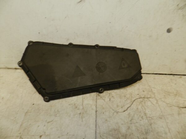 2014 BMW 1 SERIES F21 118D. FUSE BOX BOARD ECU COVER