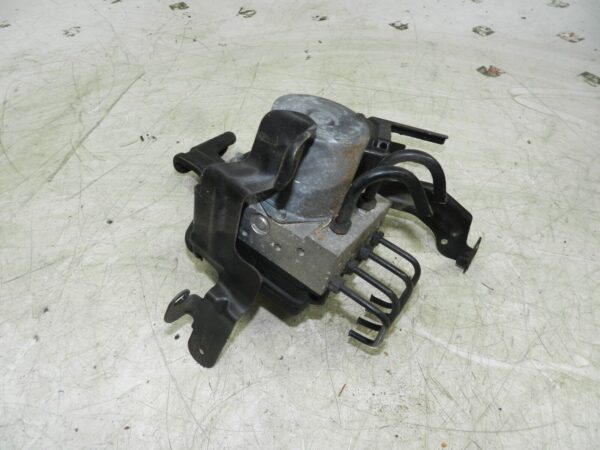 (121) 2007 AUDI A4 SALOON B7. ABS PUMP MODULE 8E0910517H014