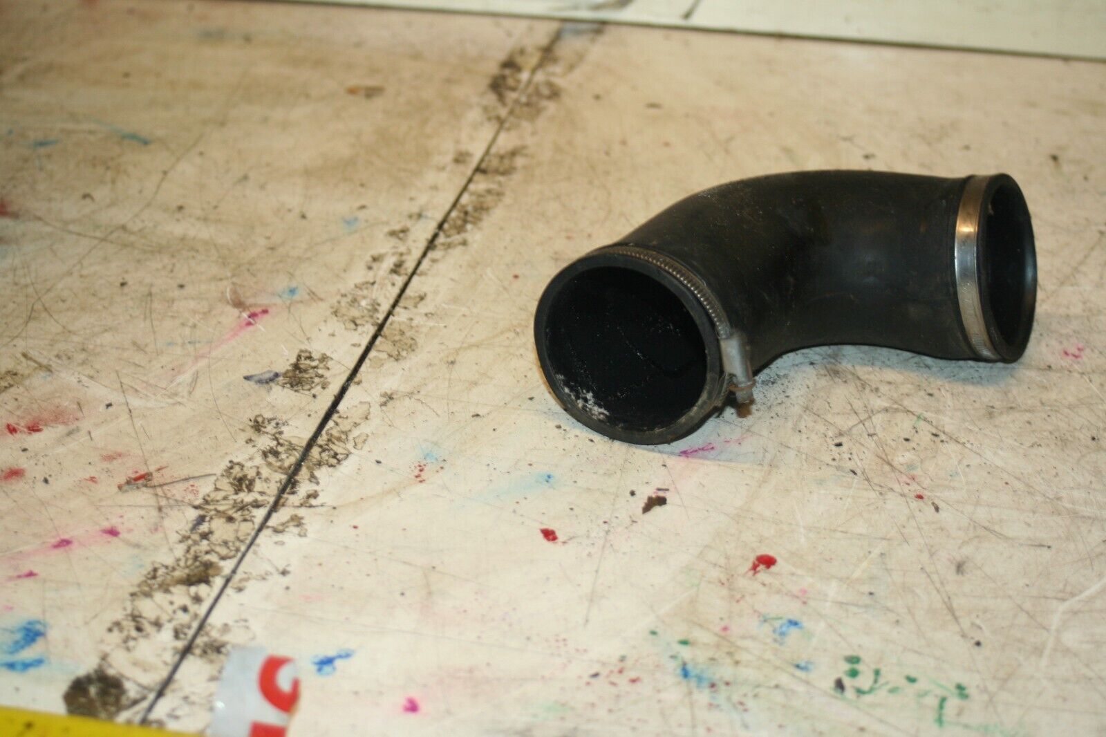 1988 BMW 525 E28. COOLANT PIPE - Image 3
