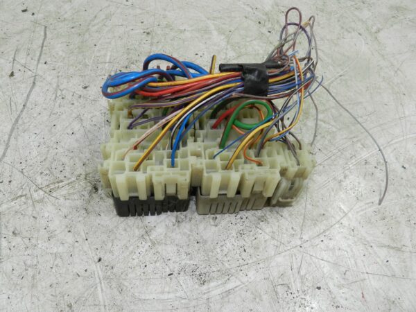 2012 FORD GALAXY MK3 TITANIUM. FUSE RELAY BOX HOUSING