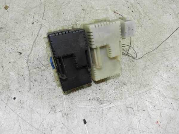 2012 FORD GALAXY MK3 TITANIUM. FUSE RELAY BOX HOUSING - Image 2