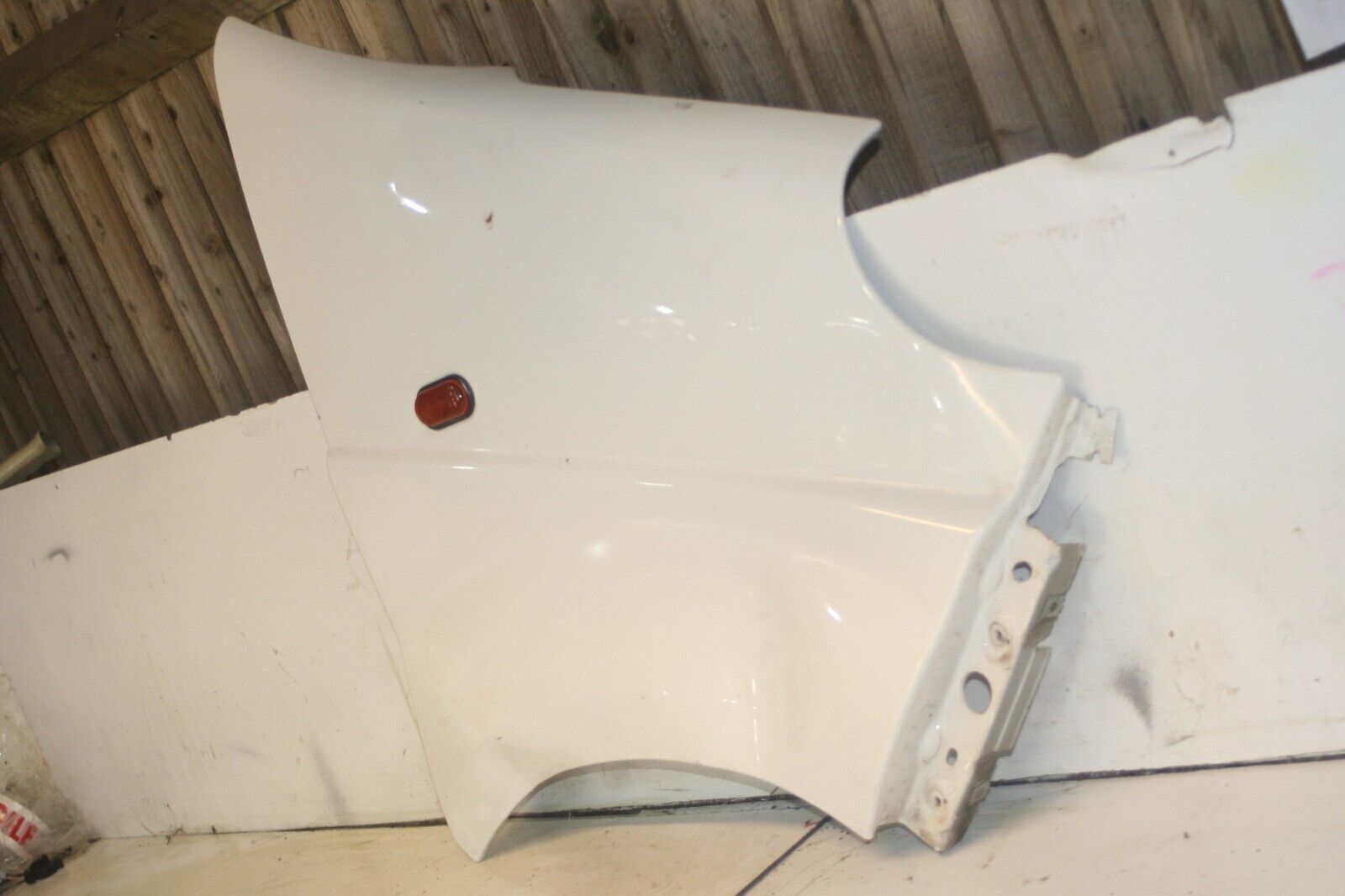 VAUXHALL VIVARO / RENAULT TRAFFIC DRIVER SIDE WING IN WHITE - Image 3