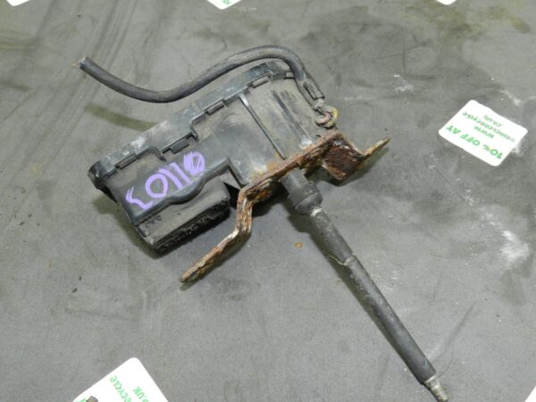 1999 VOLVO C70 2.4 PETROL. HEADLIGHT WASHER WIPER MOTOR - Image 3