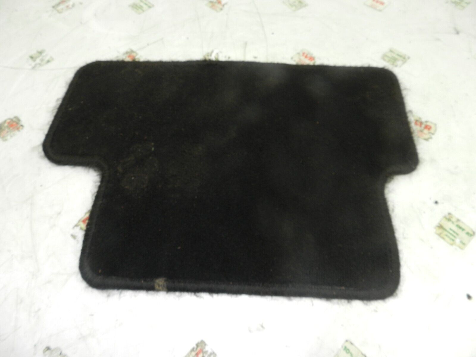 2011 NISSAN QASHQAI J10 MK1. REAR FLOOR MAT