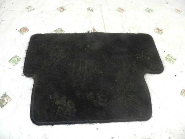 2011 NISSAN QASHQAI J10 MK1. REAR FLOOR MAT - Image 2