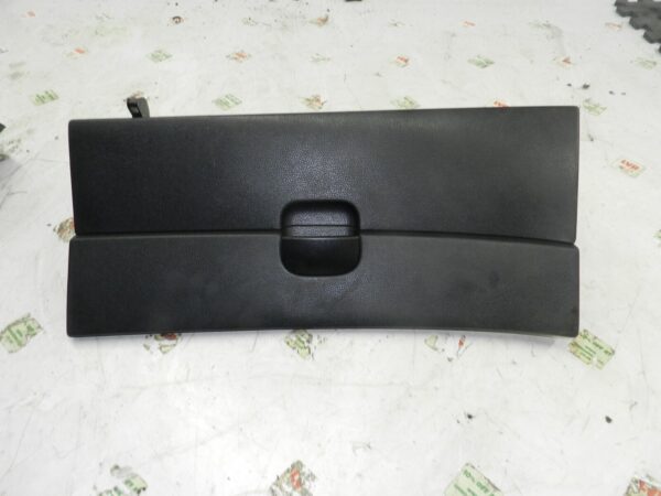 2011 NISSAN QASHQAI J10 MK1. GLOVE BOX LID