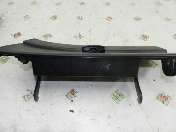 2011 NISSAN QASHQAI J10 MK1. GLOVE BOX LID - Image 3