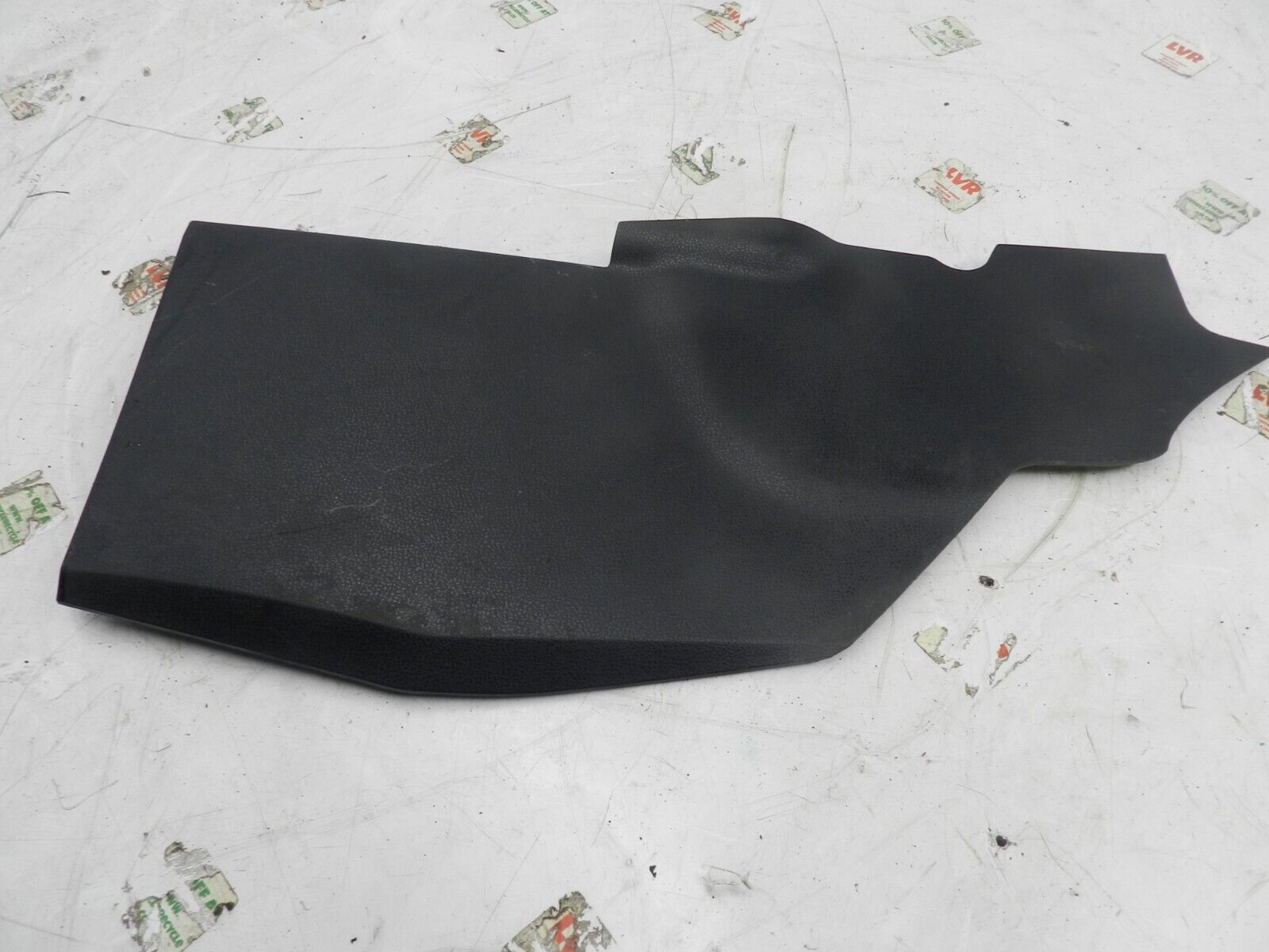 2011 NISSAN QASHQAI J10 MK1. DRIVER SIDE CENTRE CONSOLE SIDE TRIM