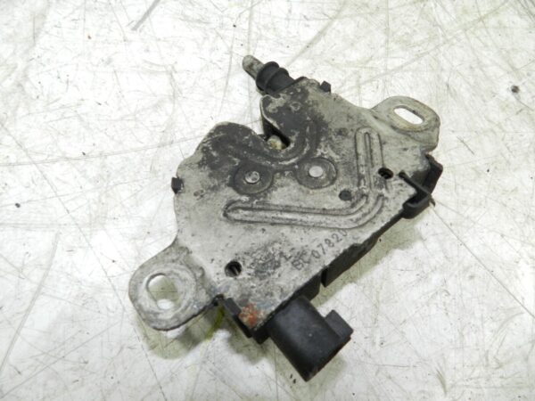 2008 FORD FOCUS CC CONVERTIBLE. BONNET RELEASE LATCH CATCH - Image 3