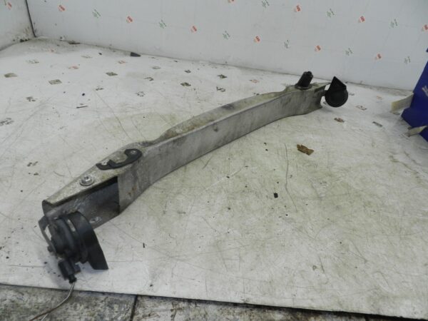 (121) 2007 AUDI A4 SALOON B7. FRONT BUMPER SUPPORT BAR CRASH