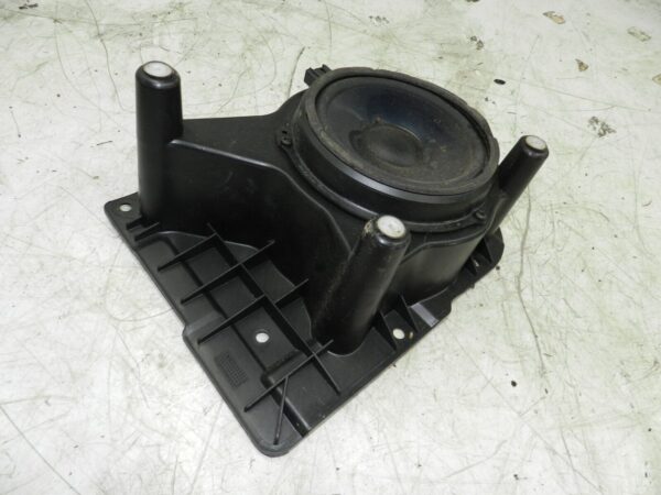 2008 FORD FOCUS CC CONVERTIBLE. PASSENGER SIDE REAR SPEAKER + HOUSING - Image 2