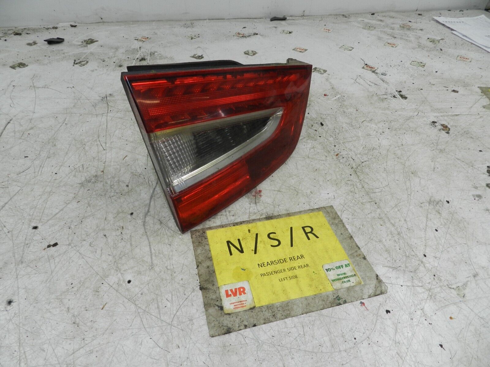 2012 FORD GALAXY MK3 TITANIUM. PASSENGER SIDE REAR INNER LIGHT UNIT - Image 2